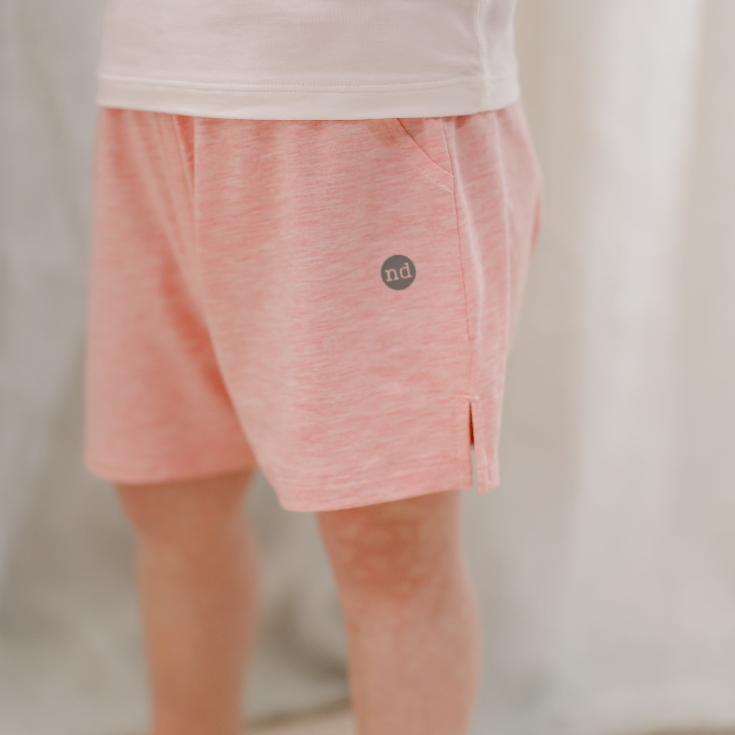 Salmon #color_Salmon