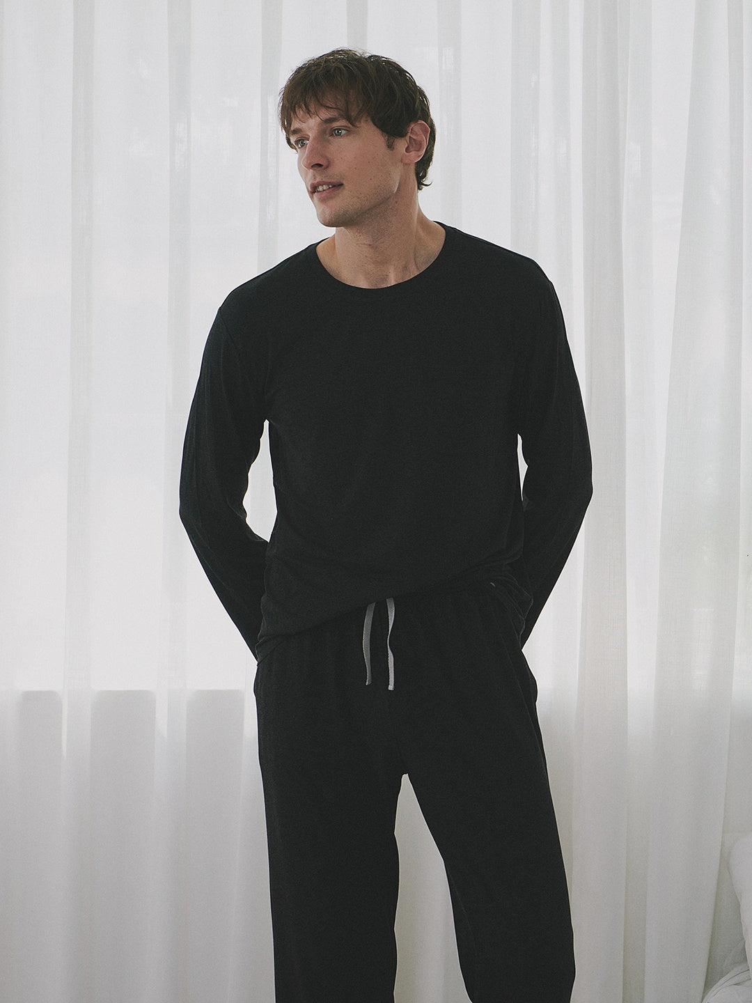 Black #color_Black