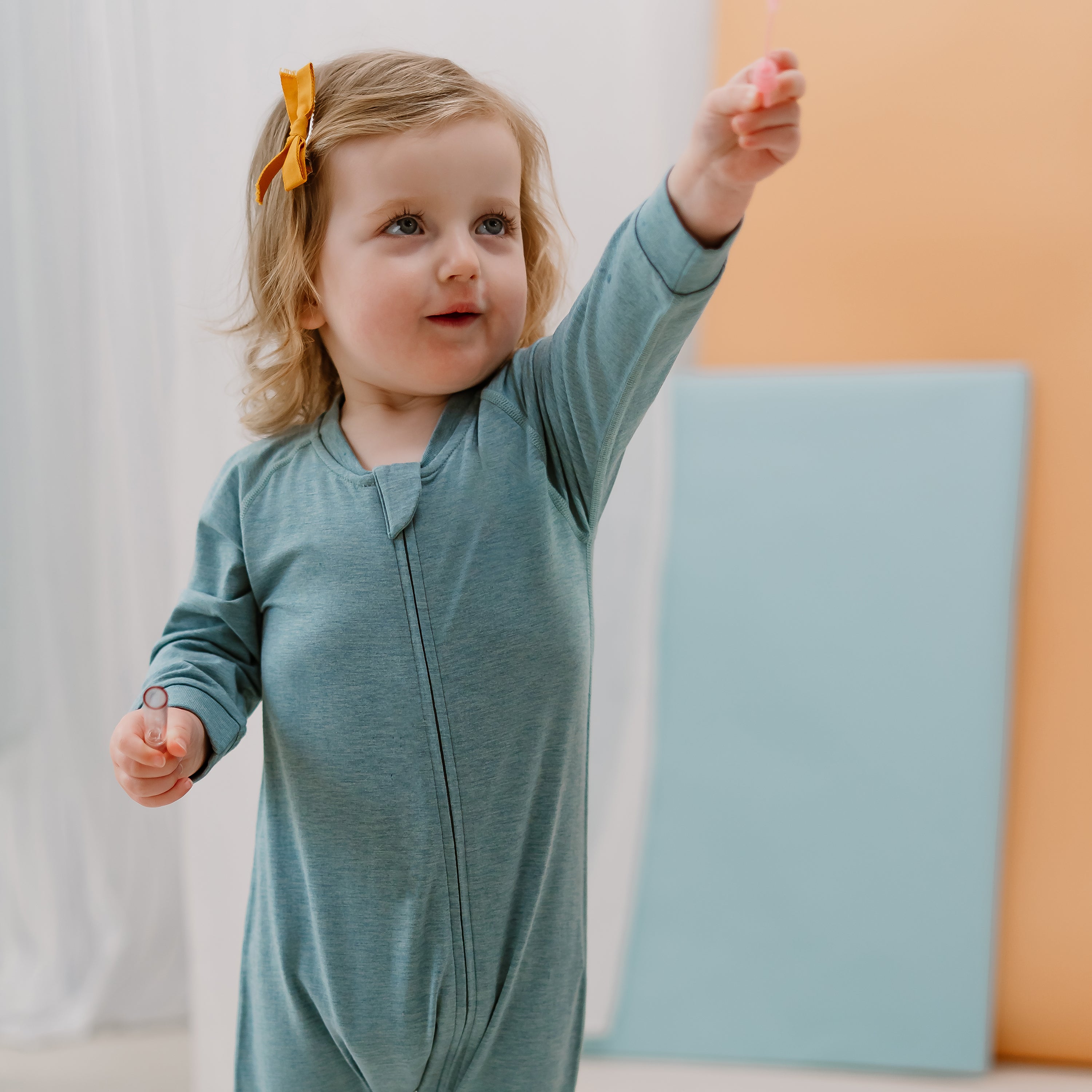 Meadow Green #color_Meadow Green