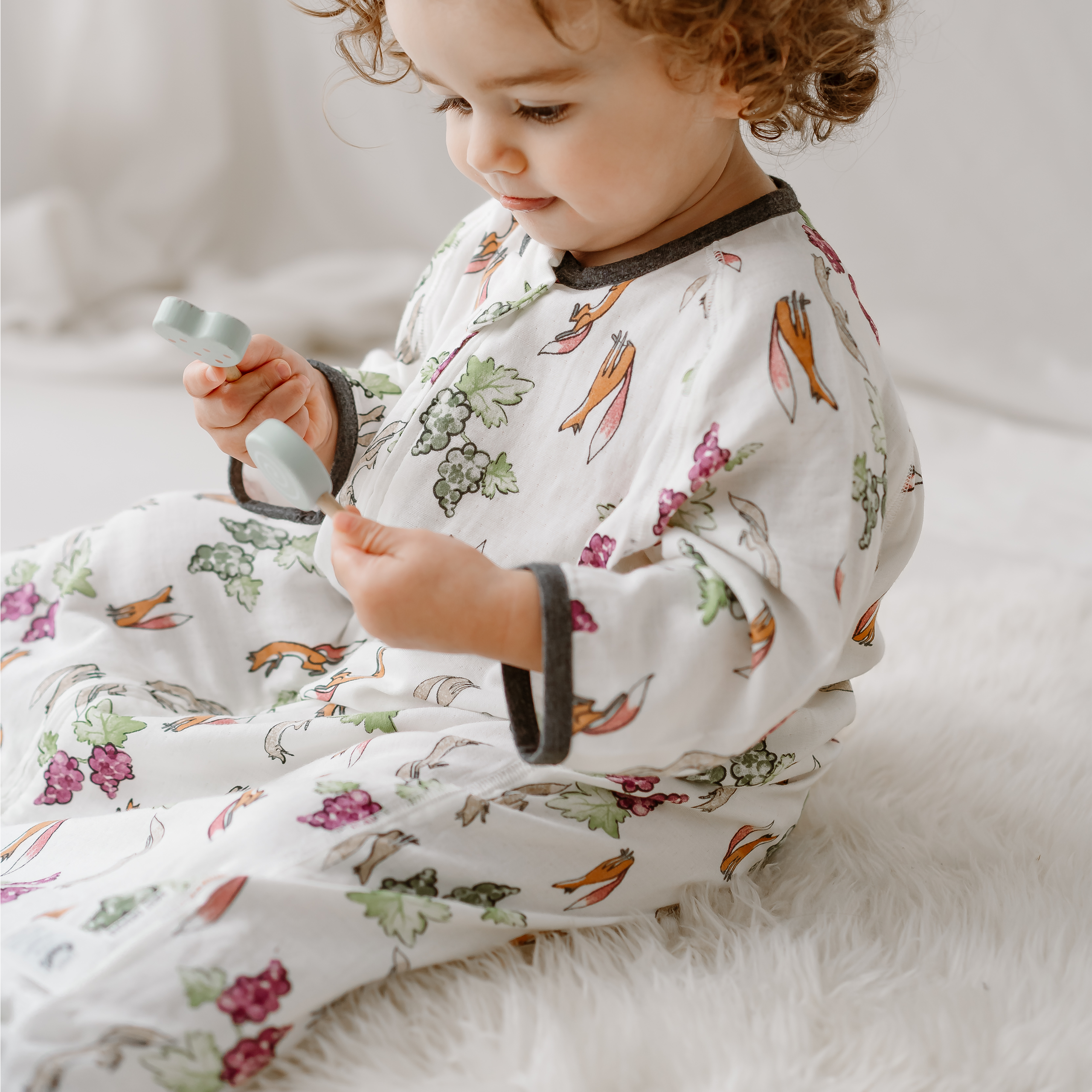 The Fox & The Grapes #color_The Fox & The Grapes