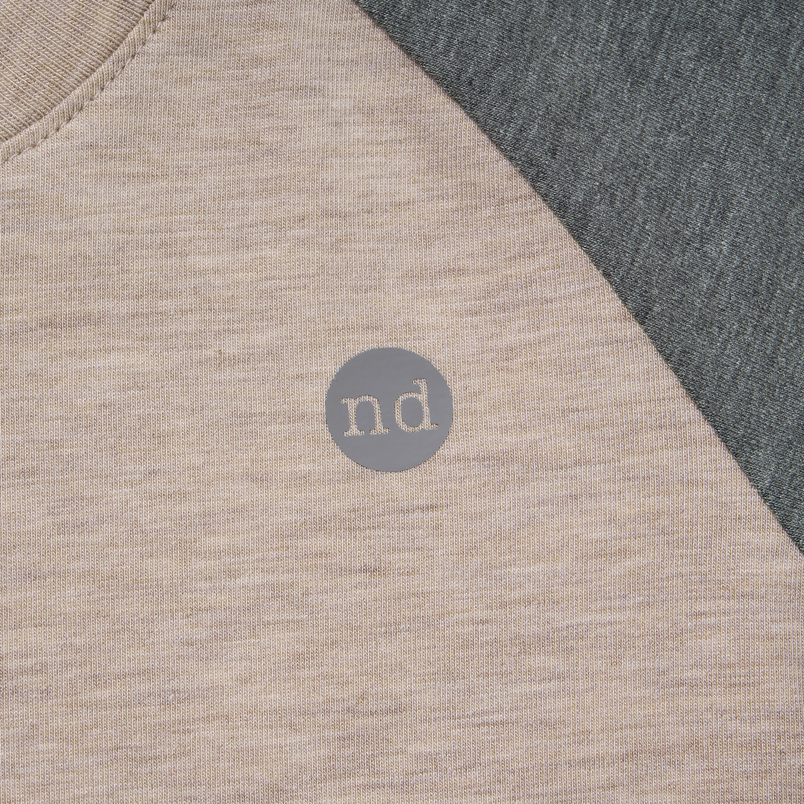 Warm Taupe #color_Warm Taupe