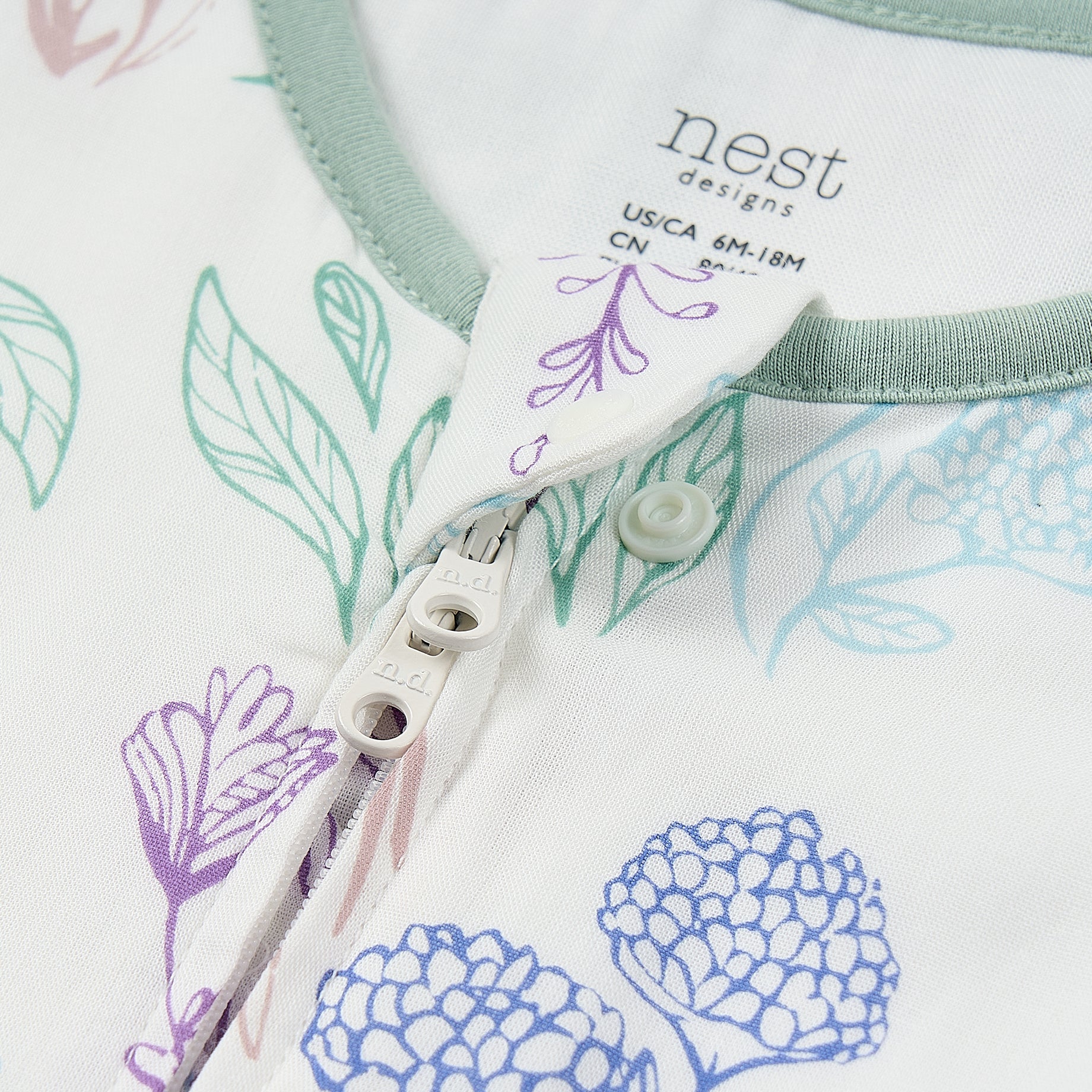 Breezy Blooms #color_Breezy Blooms