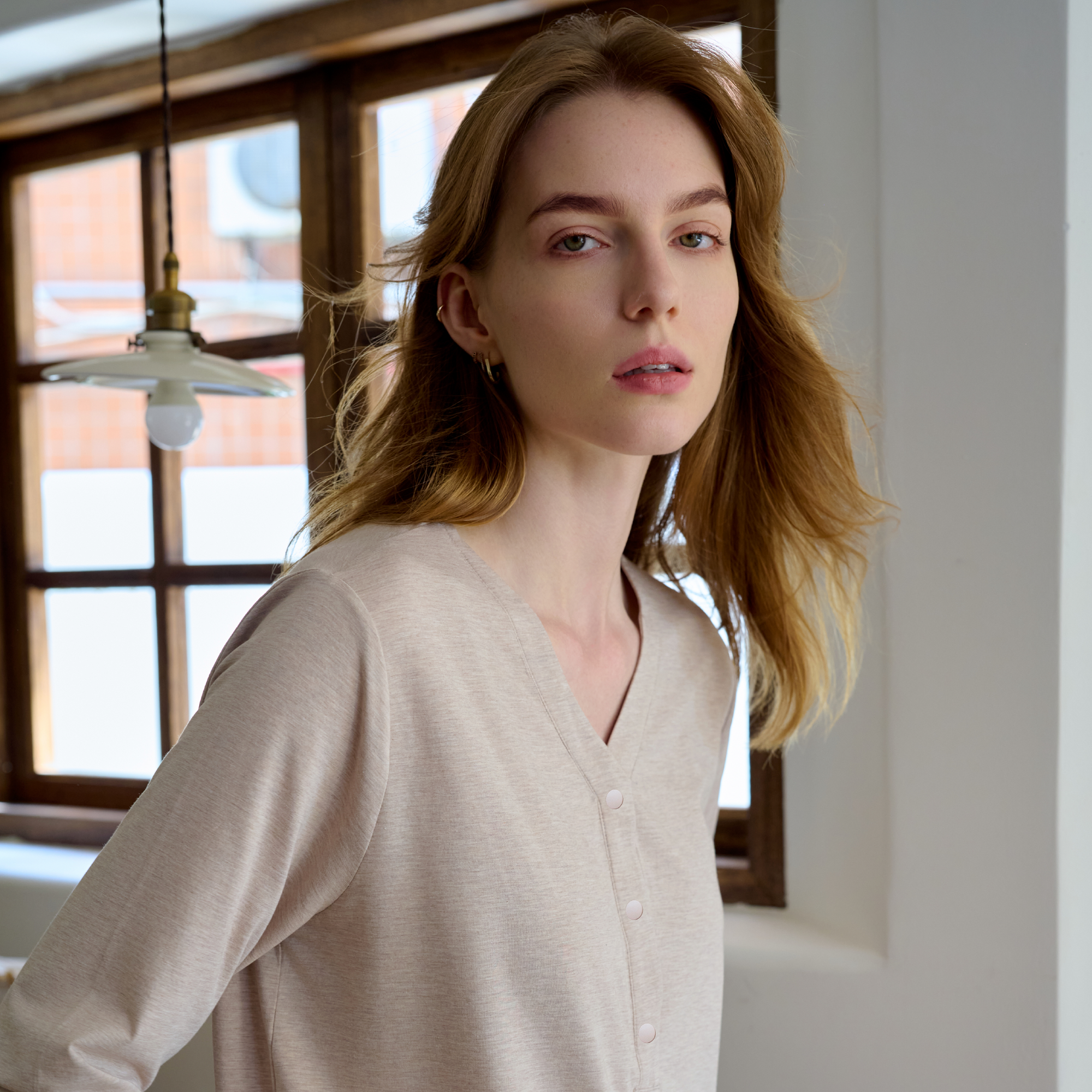 Warm Taupe #color_Warm Taupe