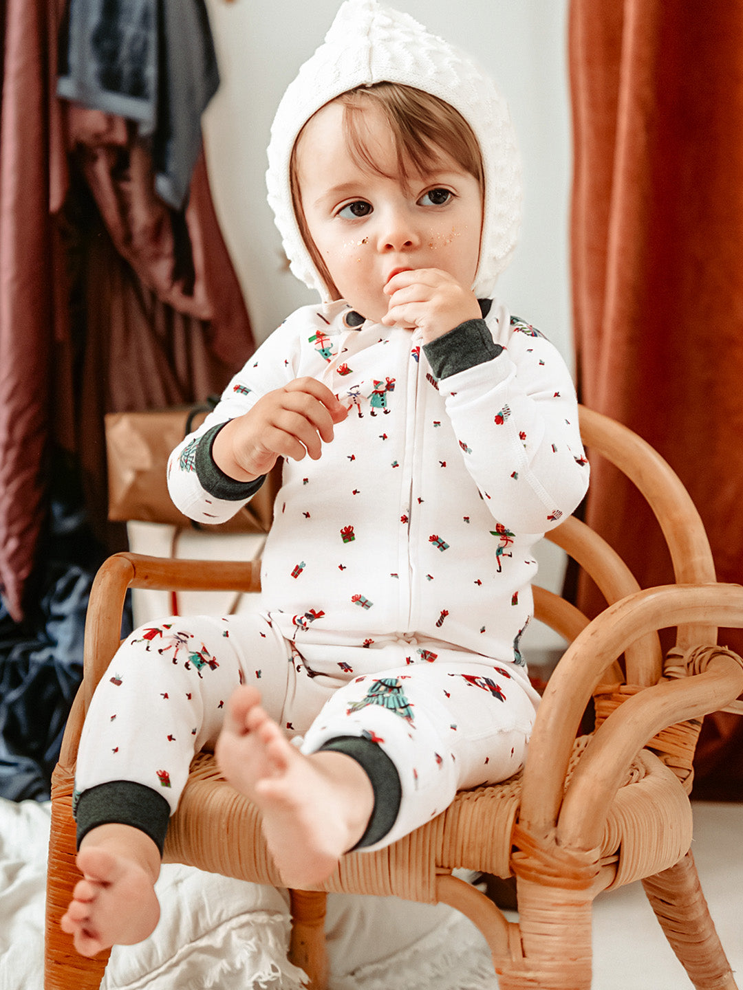 Santas Elves #color_Santas Elves