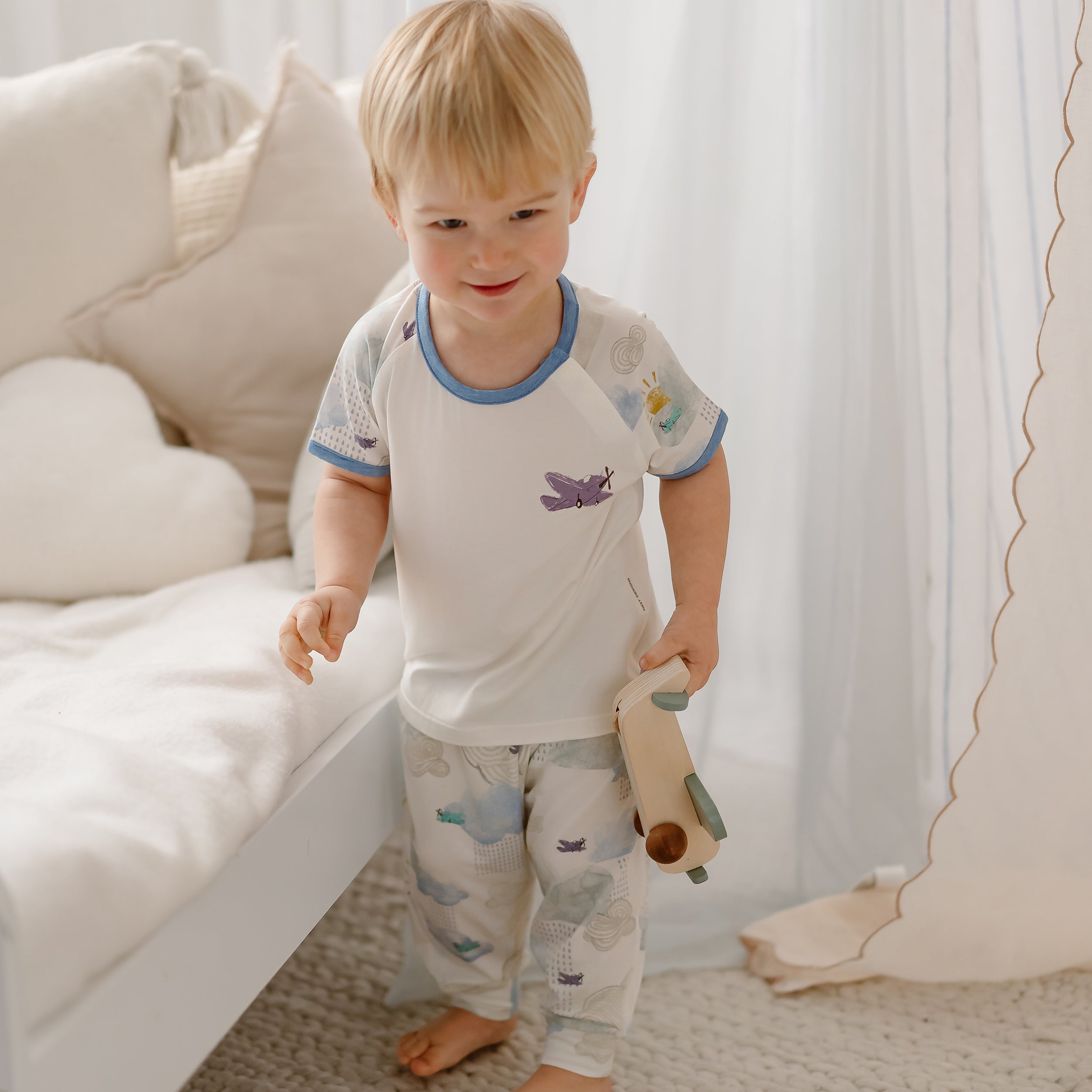 Fluffy Puffs #color_Fluffy Puffs