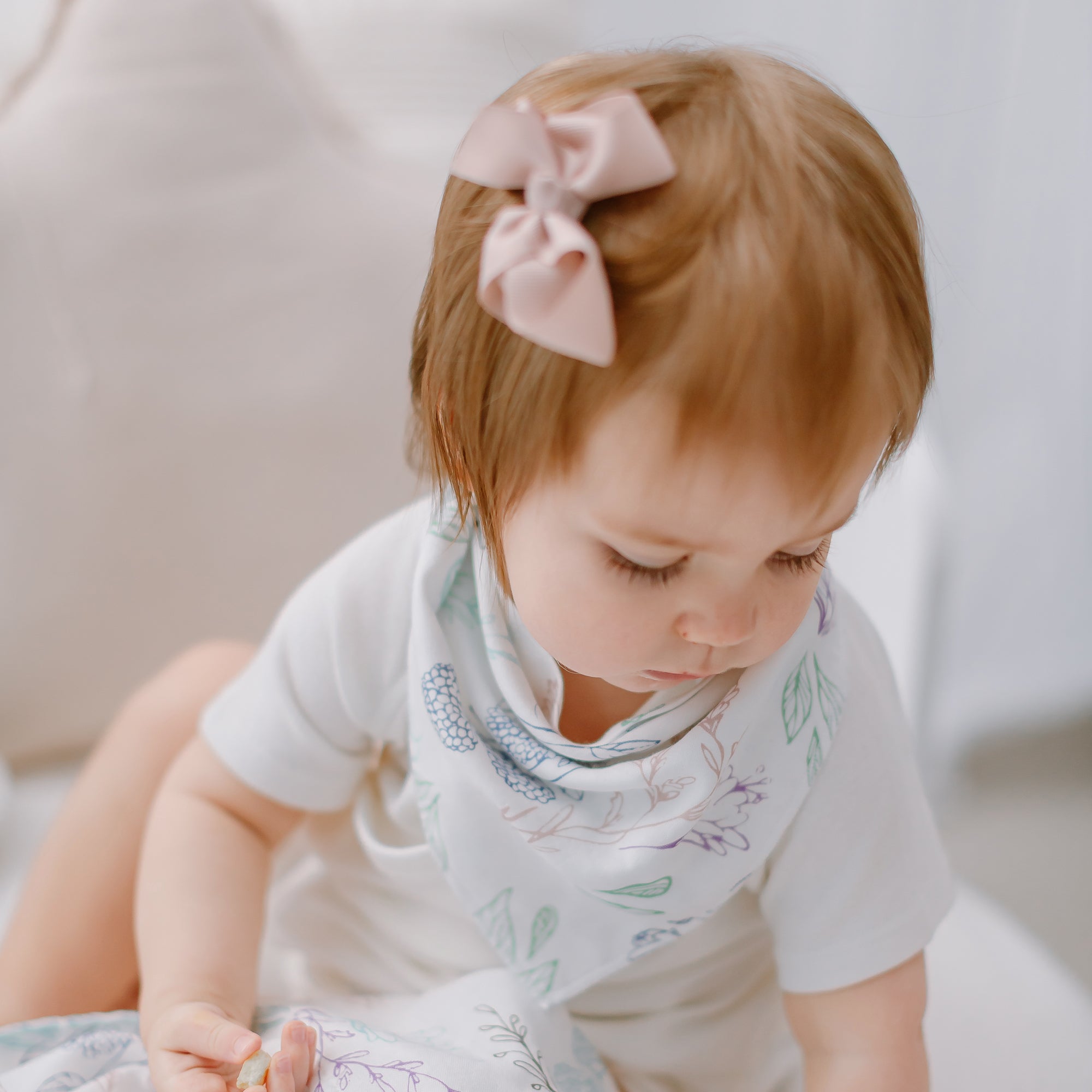 Breezy Blooms #color_Breezy Blooms