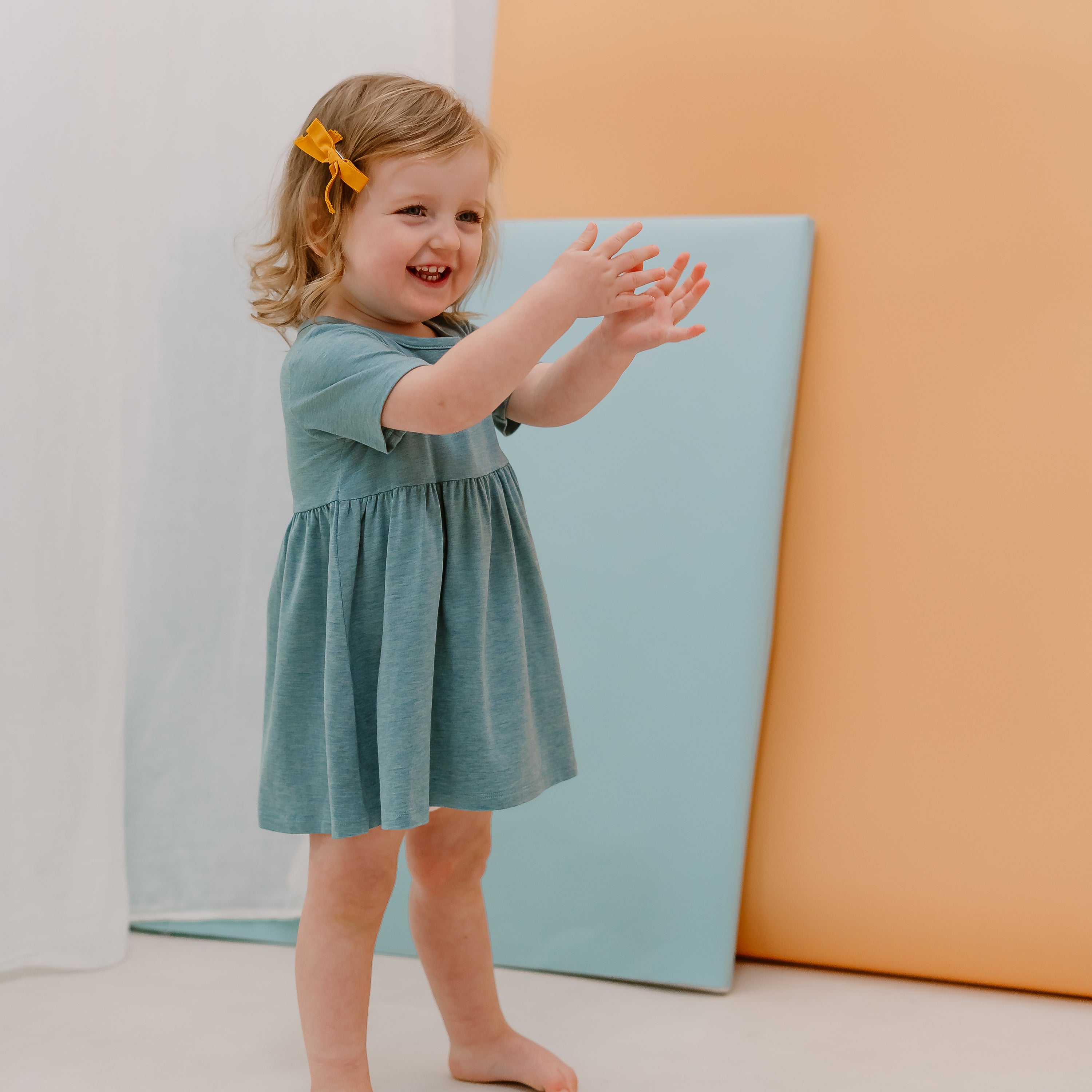 Meadow Green #color_Meadow Green