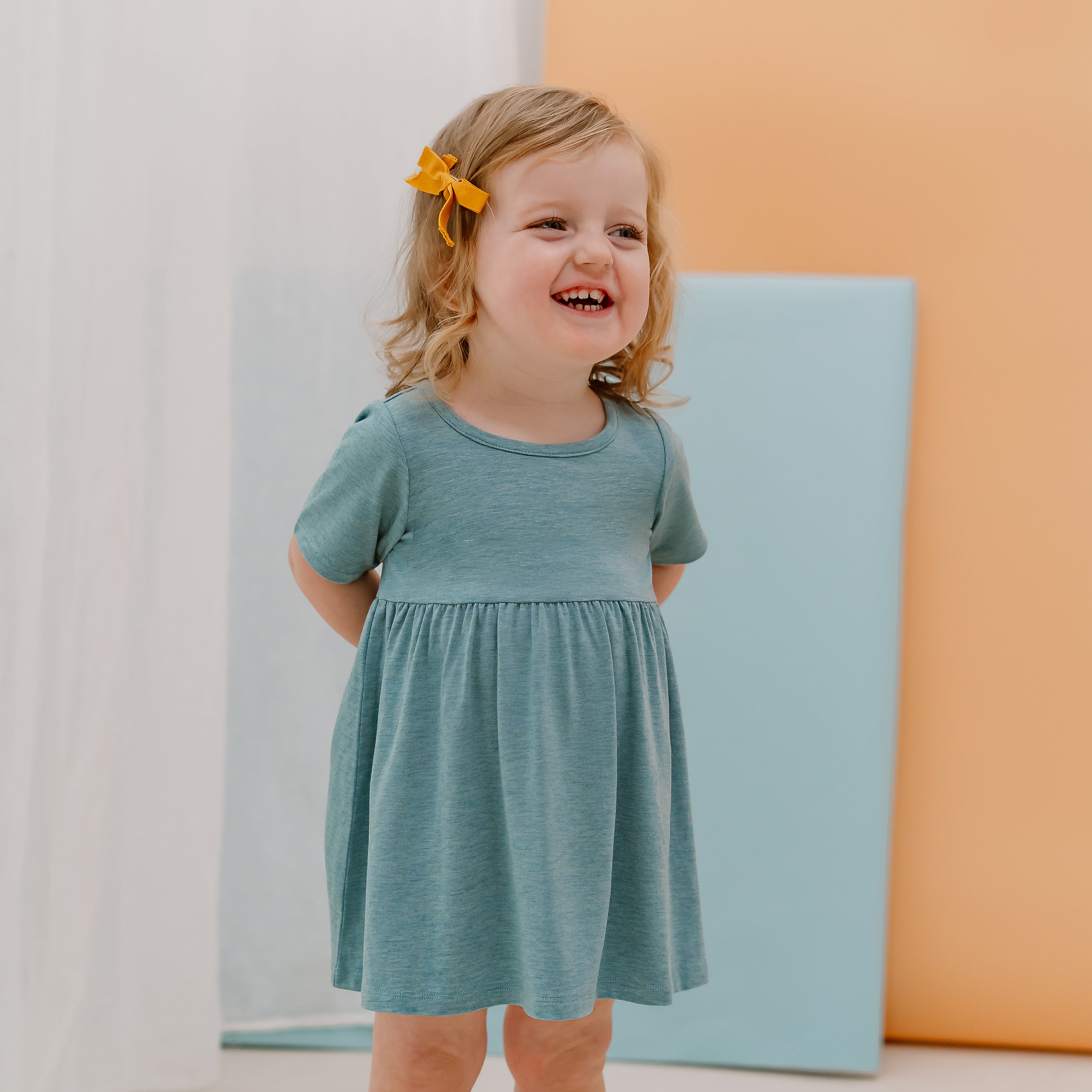 Meadow Green #color_Meadow Green