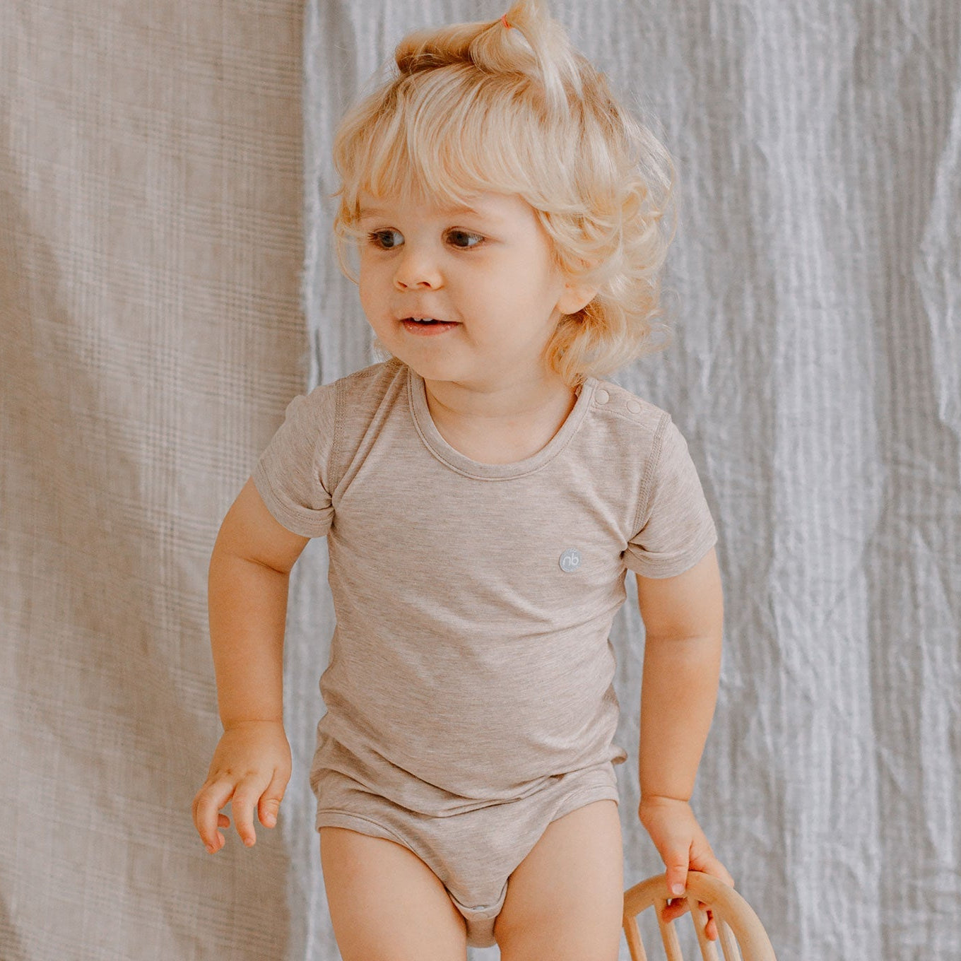 Warm Taupe #color_Warm Taupe