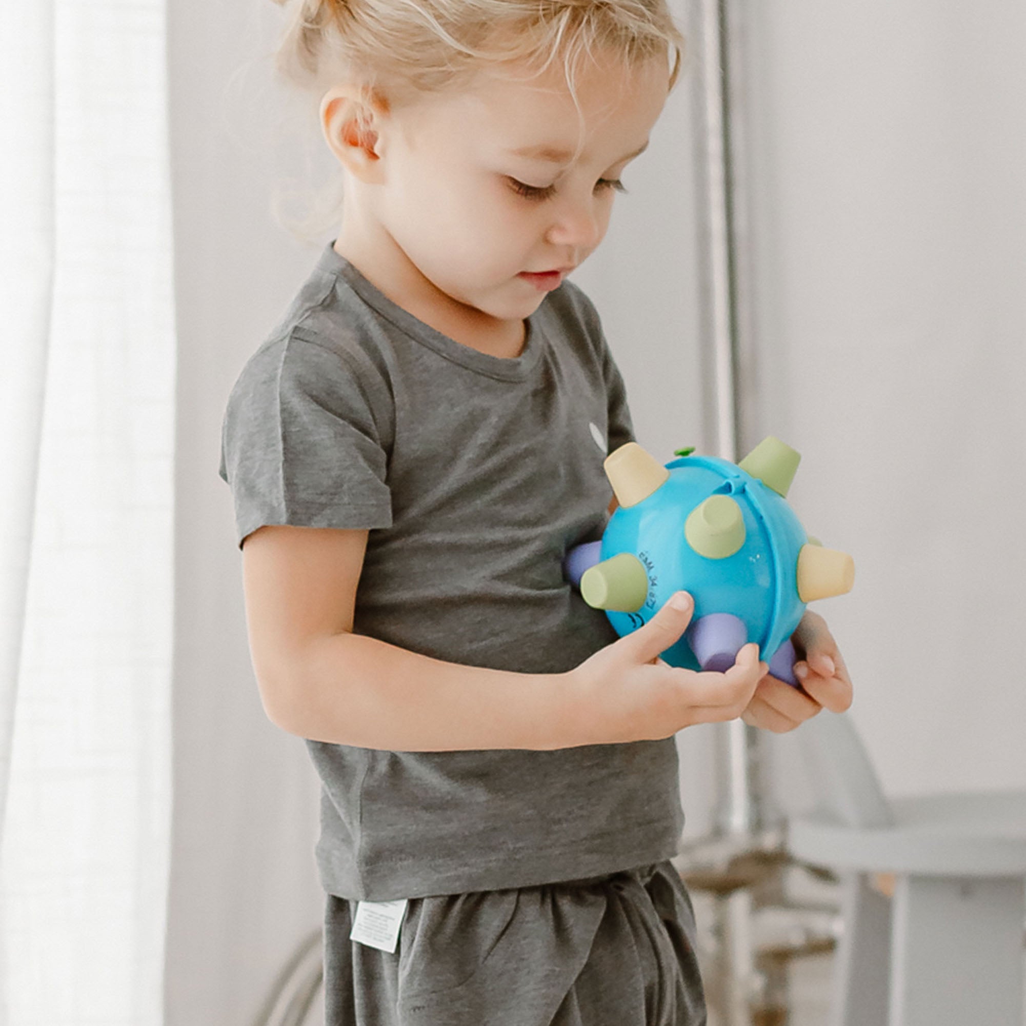 Charcoal #color_Charcoal