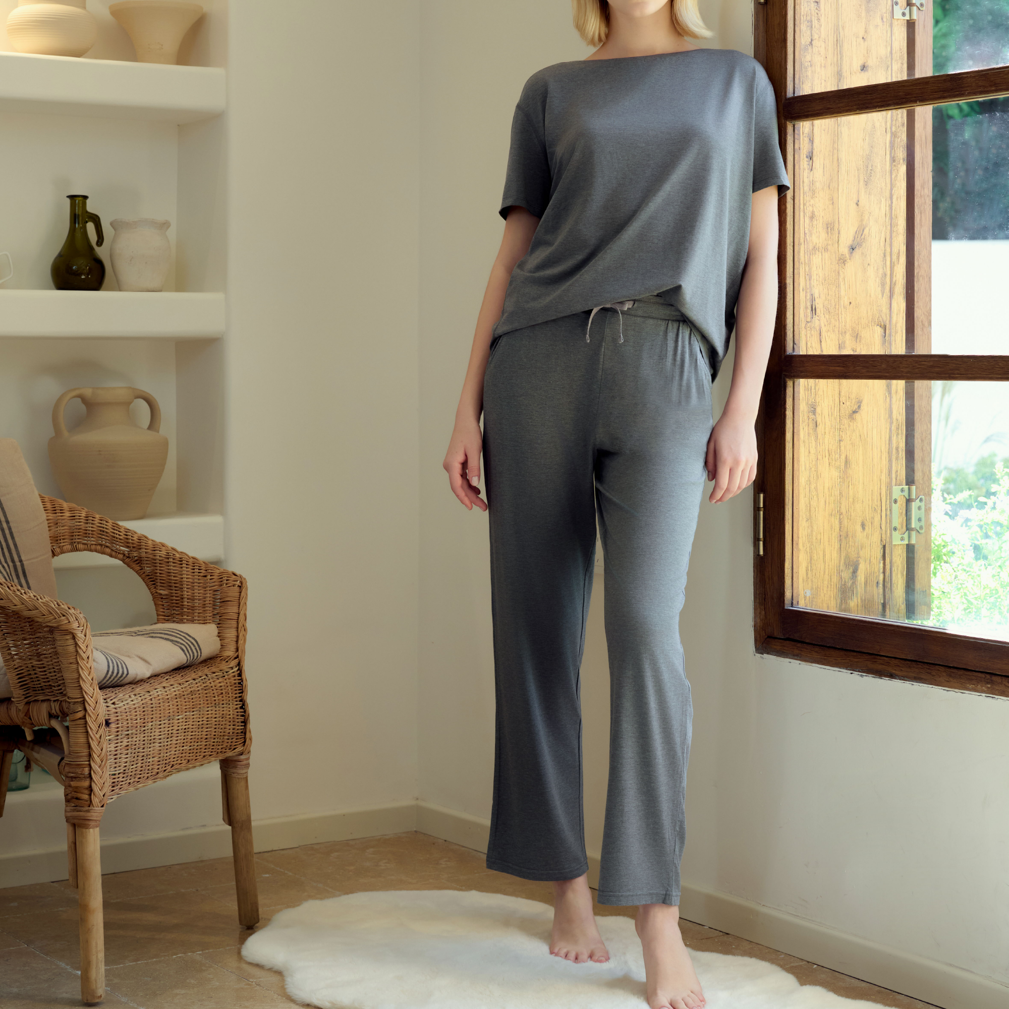 Charcoal #color_Charcoal