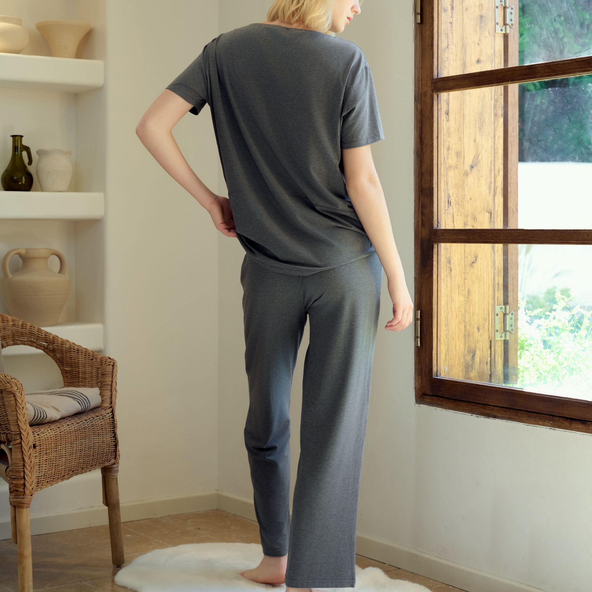 Charcoal #color_Charcoal