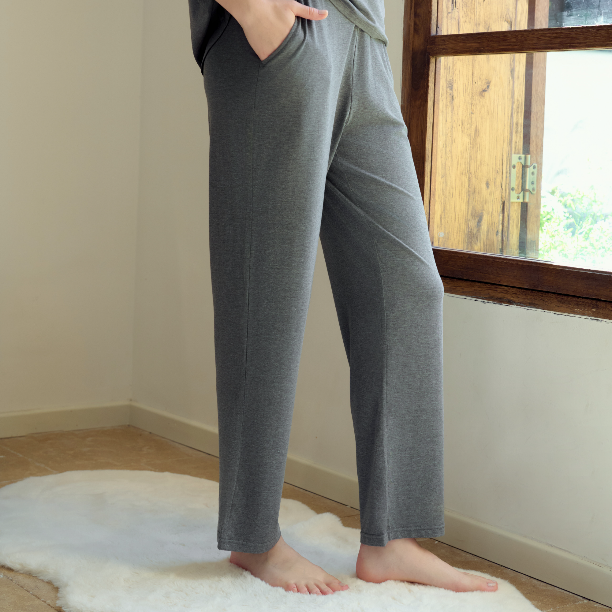 Charcoal #color_Charcoal