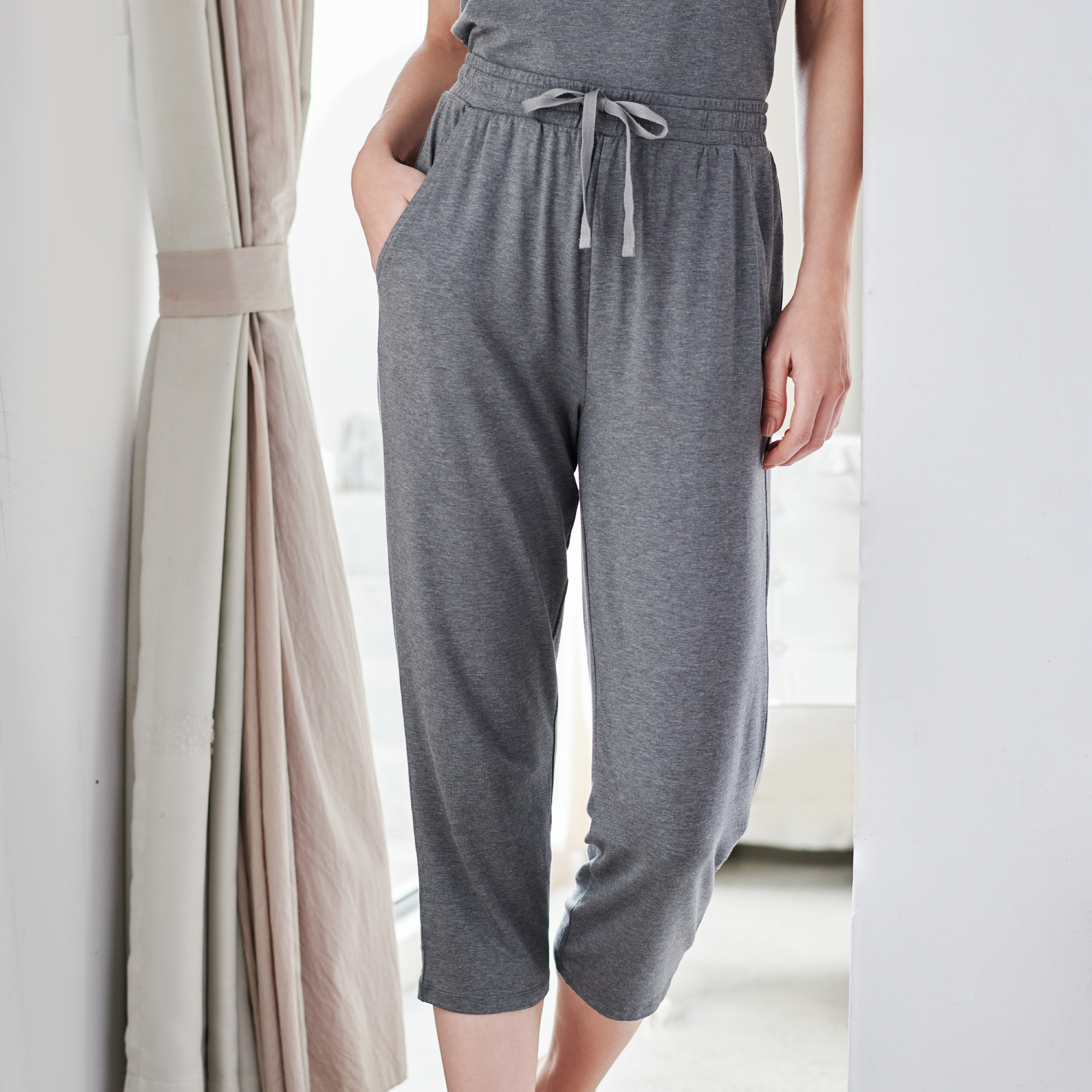 Charcoal #color_Charcoal