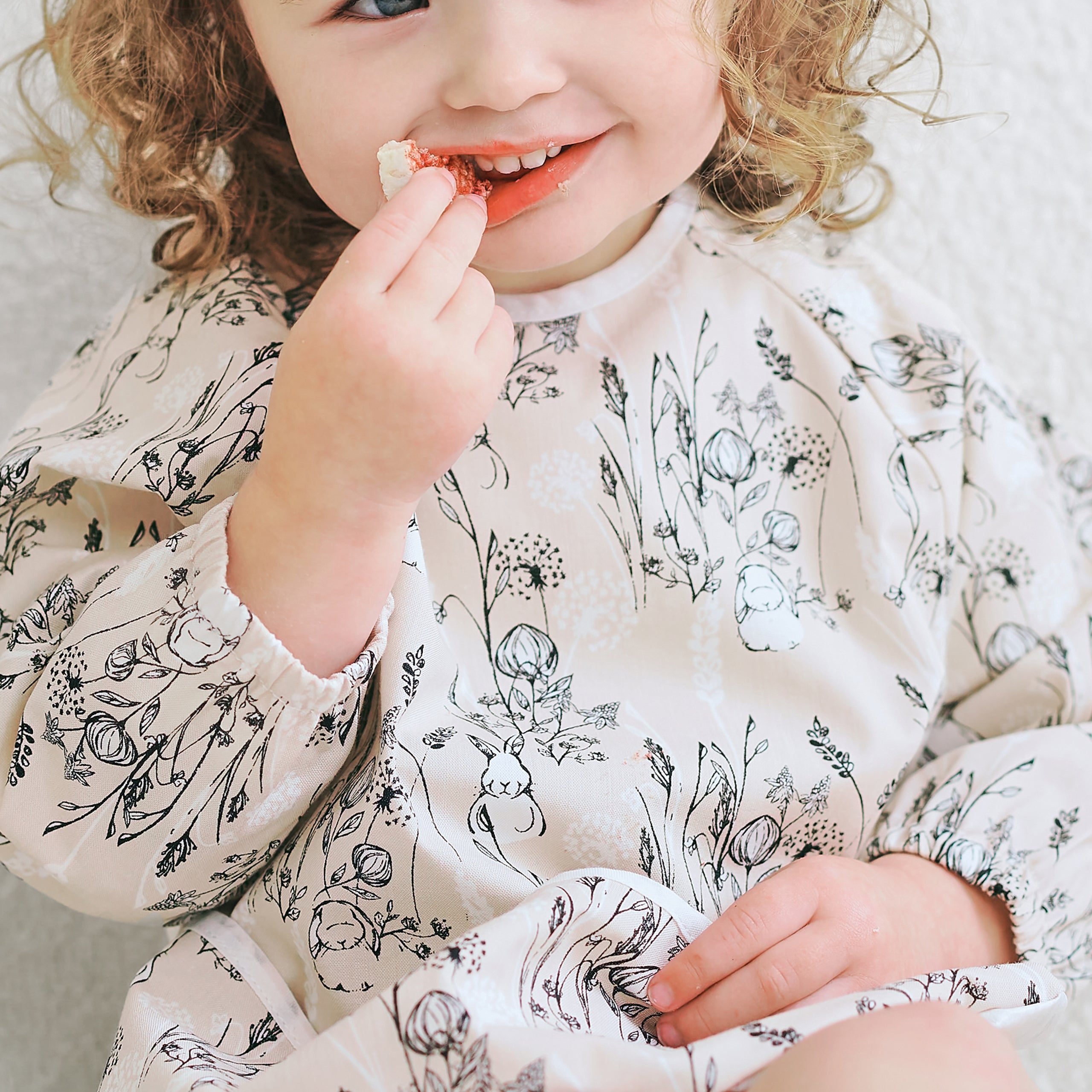 Bamboo Muslin Long Sleeve Bib Cover