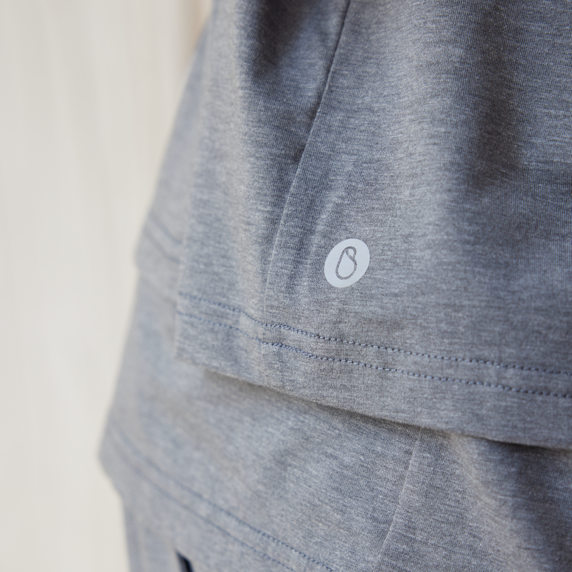 Charcoal #color_Charcoal