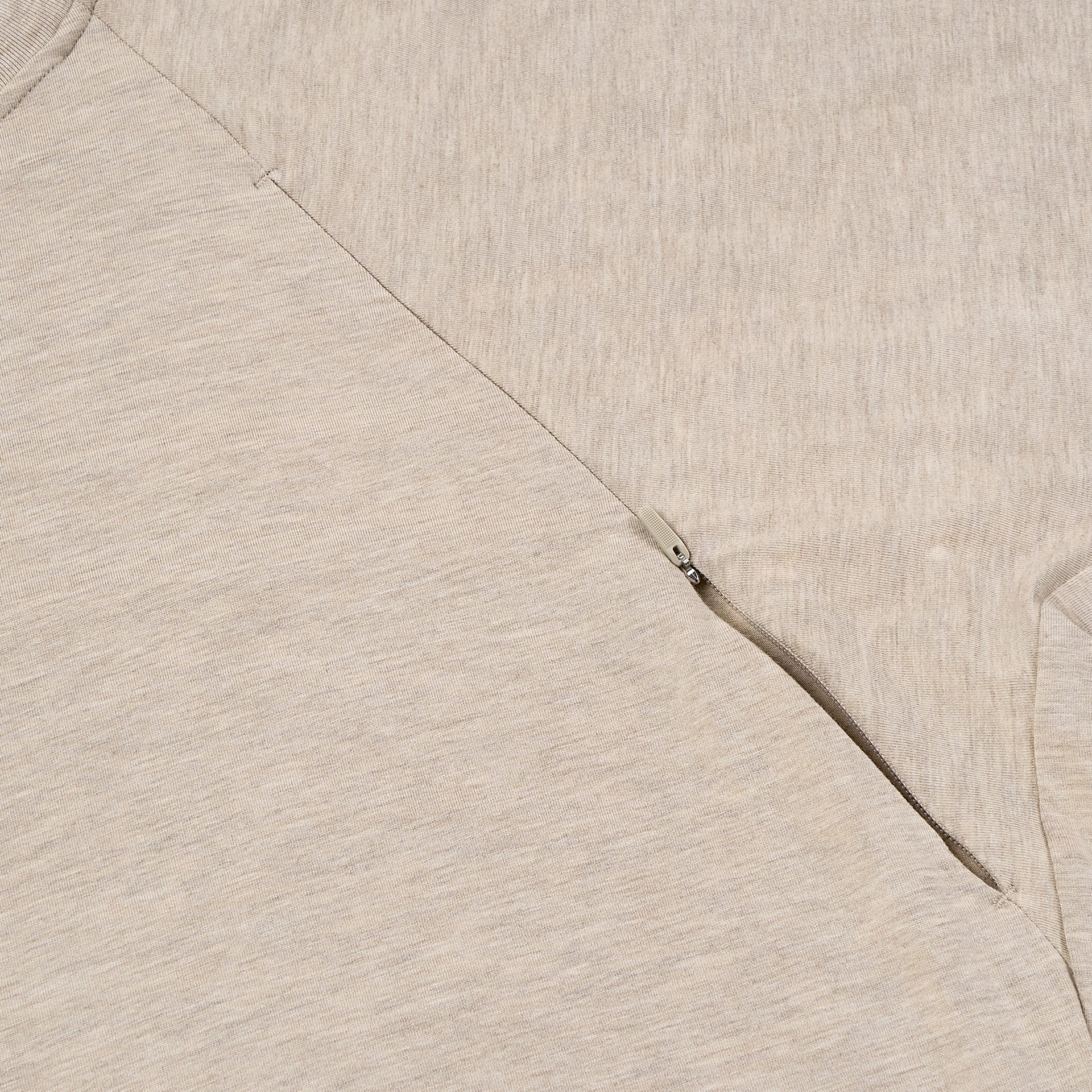 Warm Taupe #color_Warm Taupe