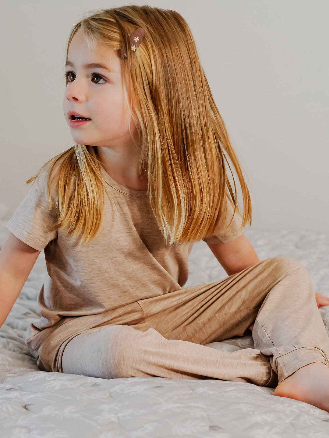 Warm Taupe #color_Warm Taupe