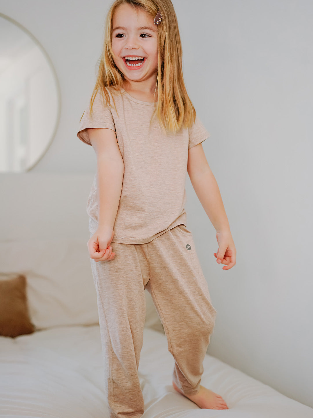 Warm Taupe #color_Warm Taupe